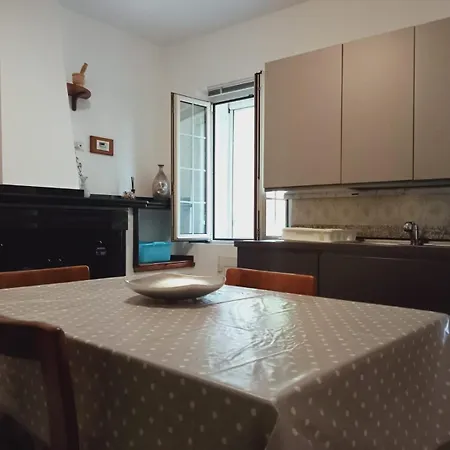 Delizioso Al Centro Di Bosco *